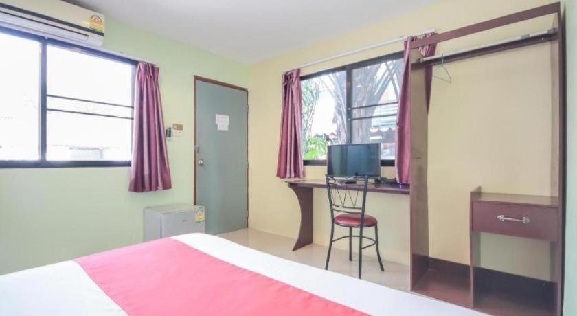 Oyo 1163 Eden Phuket