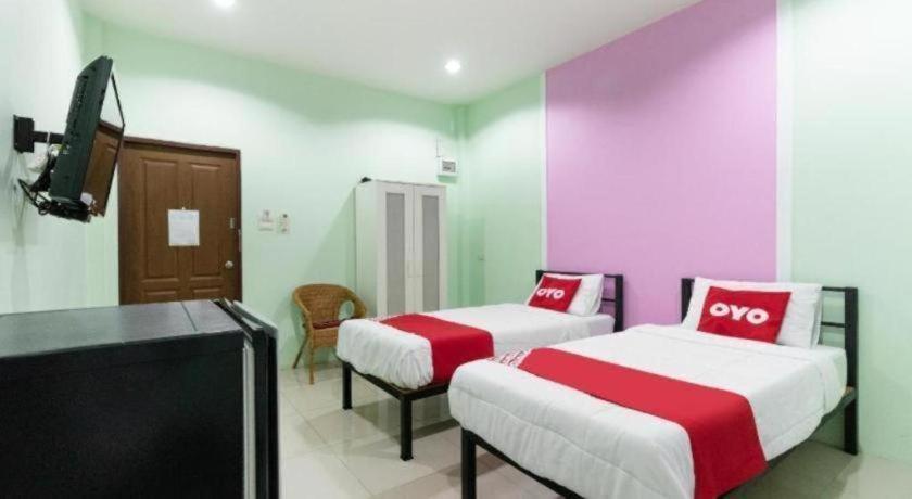 Oyo 1163 Eden Hotel